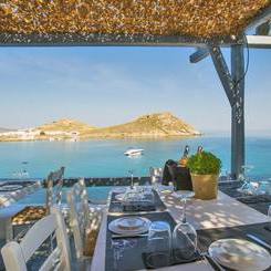 Blue White Boutique - TOP RESTAURANTS