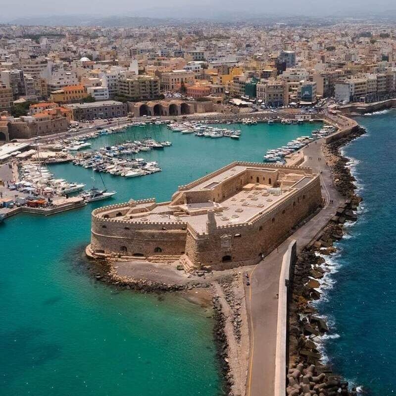 Blue White Boutique - CRETA